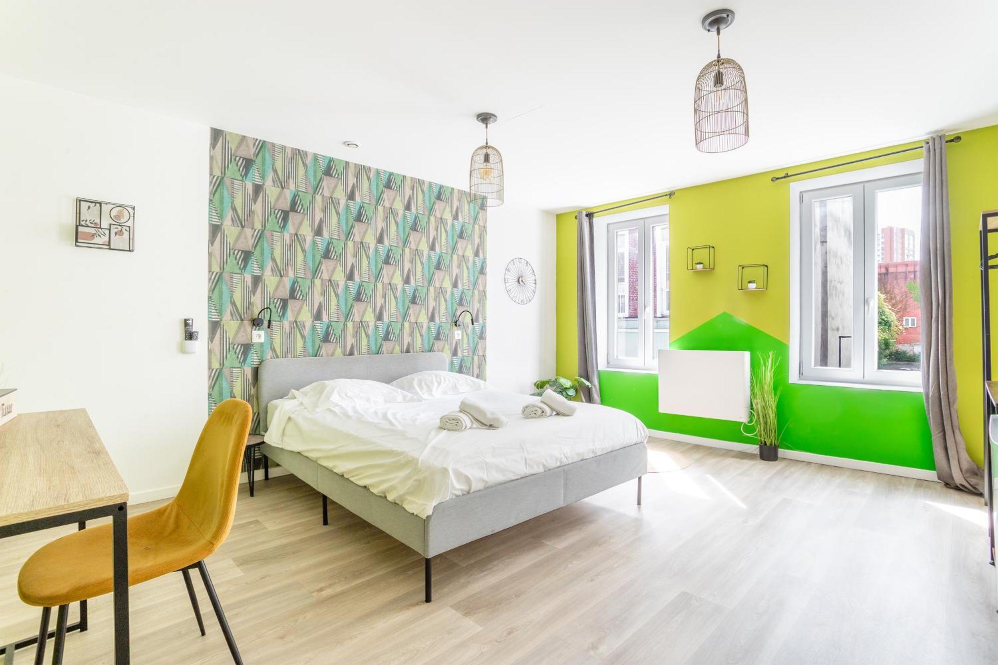 S&K Suite Grande Rue Roubaix - Chambre Spacieuse Et Sdb Privee - Netflix Et Cuisine 外观 照片