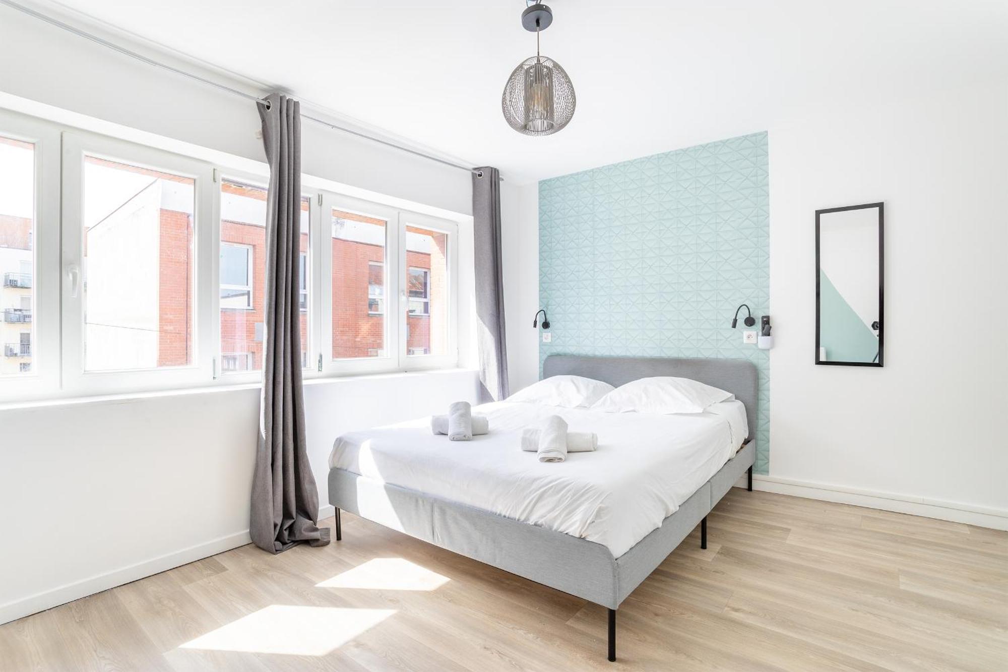S&K Suite Grande Rue Roubaix - Chambre Spacieuse Et Sdb Privee - Netflix Et Cuisine 外观 照片